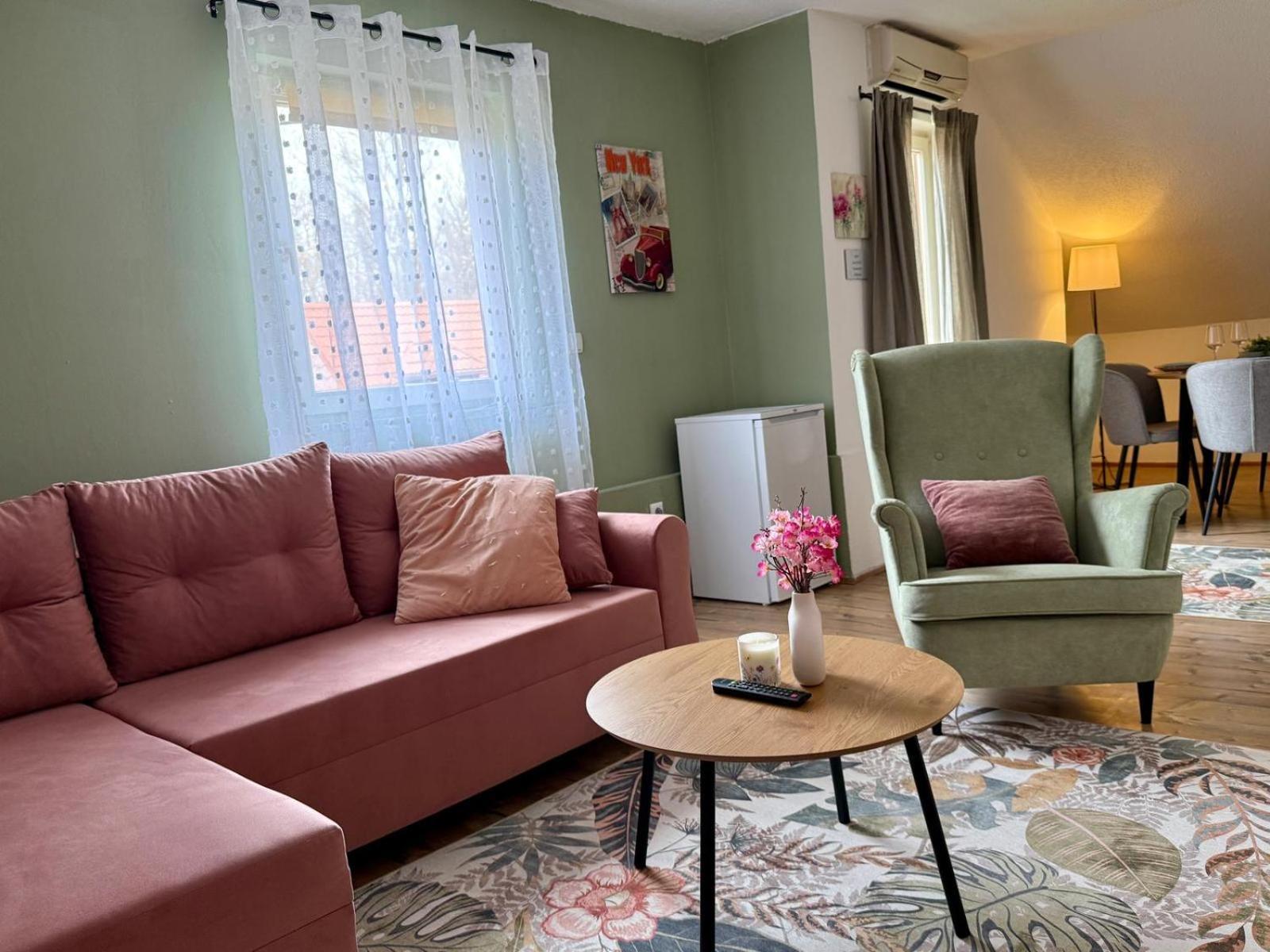 House Katja Hotel Jezerce Kültér fotó